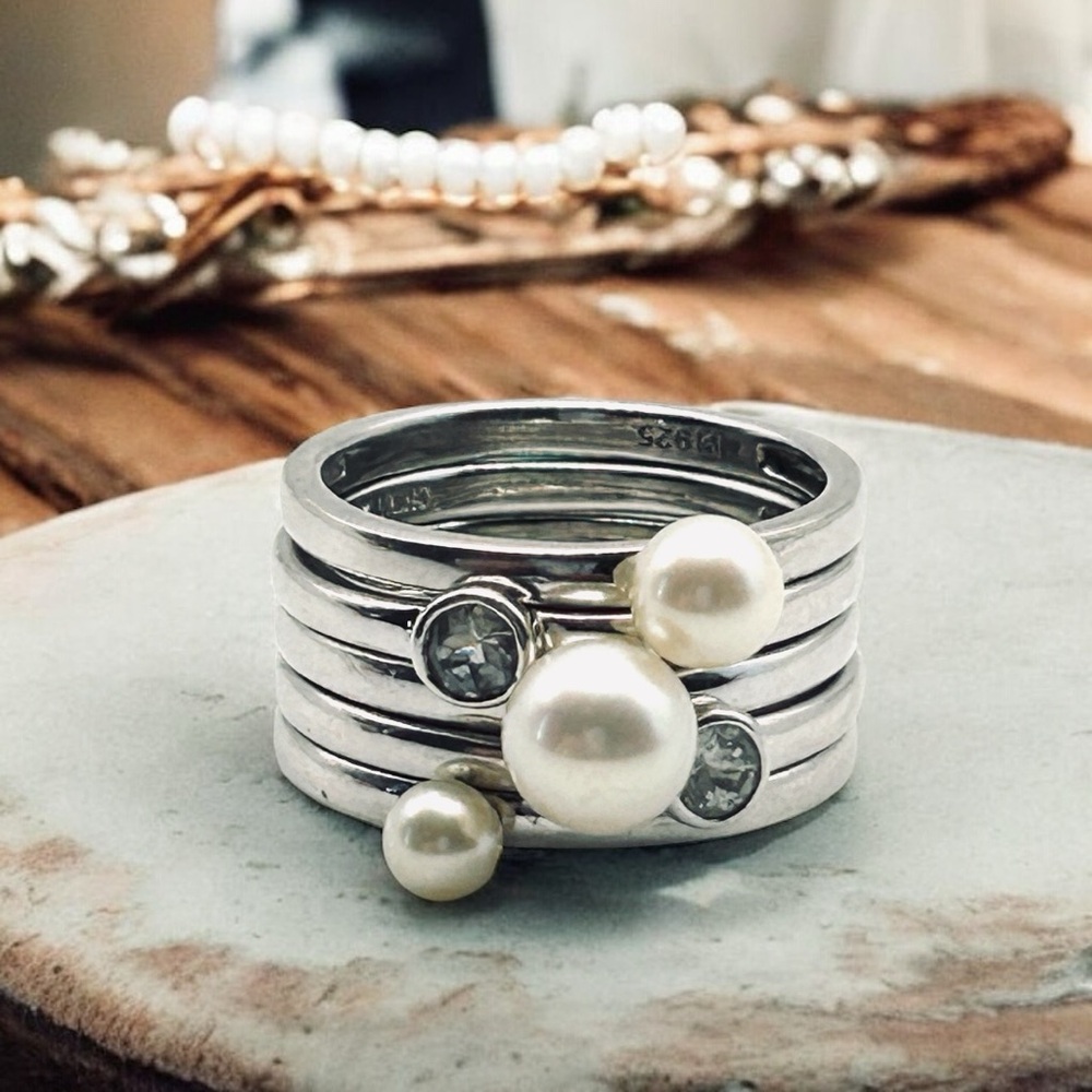 BEAUTIFUL 925 Sterling Silver Genuine Pearl Stacking Rings ~Set Of 5~ Size 8 EUC